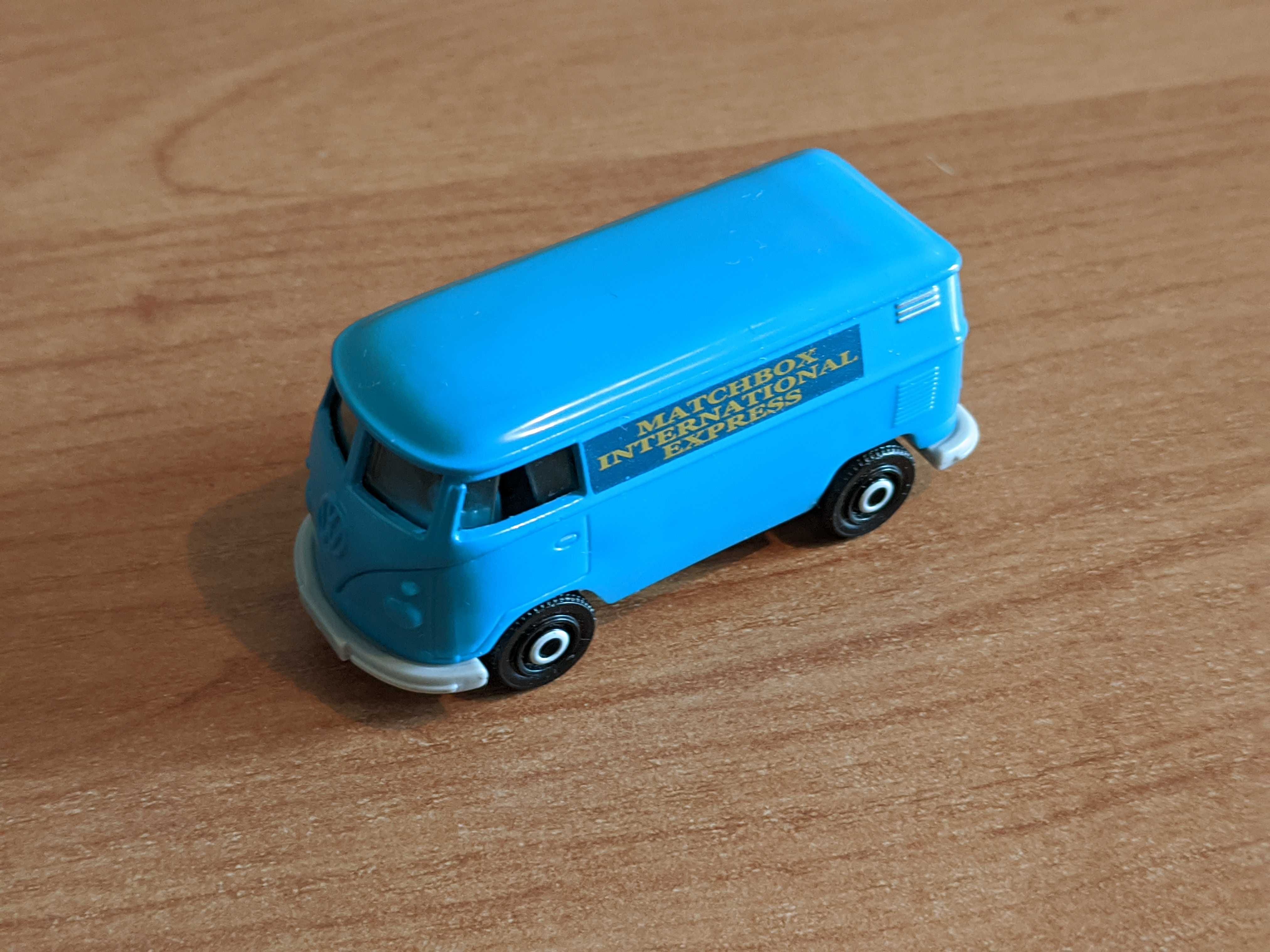Samochodziki Matchbox, resoraki, 5 sztuk - stan bardzo dobry