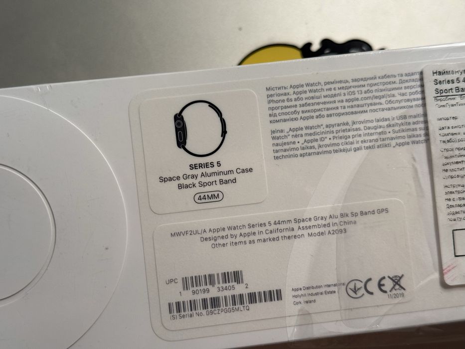 Apple Watch series 5 44mm space gray