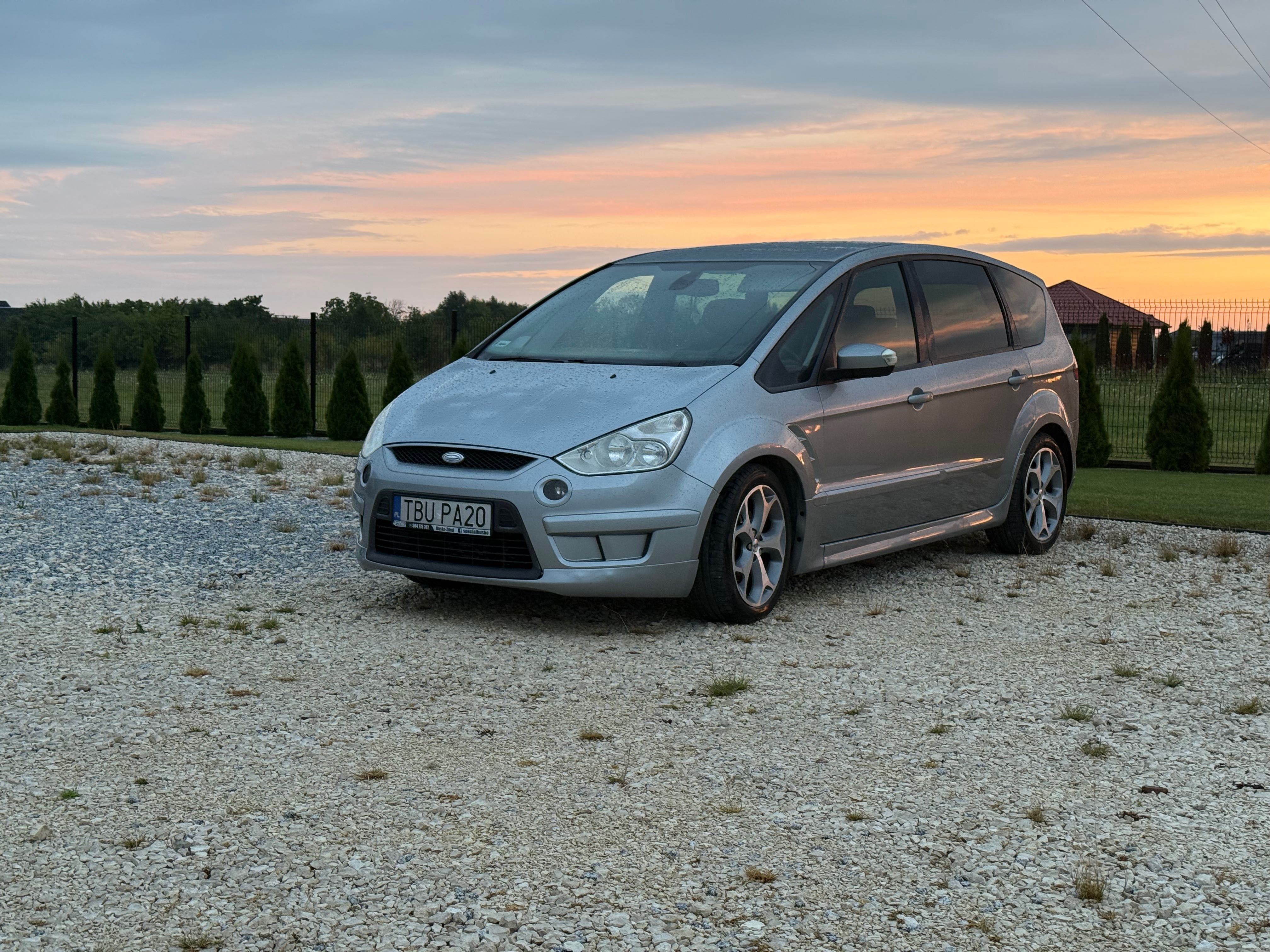 Sprzedam Ford S-Max 2.0 tdci 140 km St-line 7 osobowy