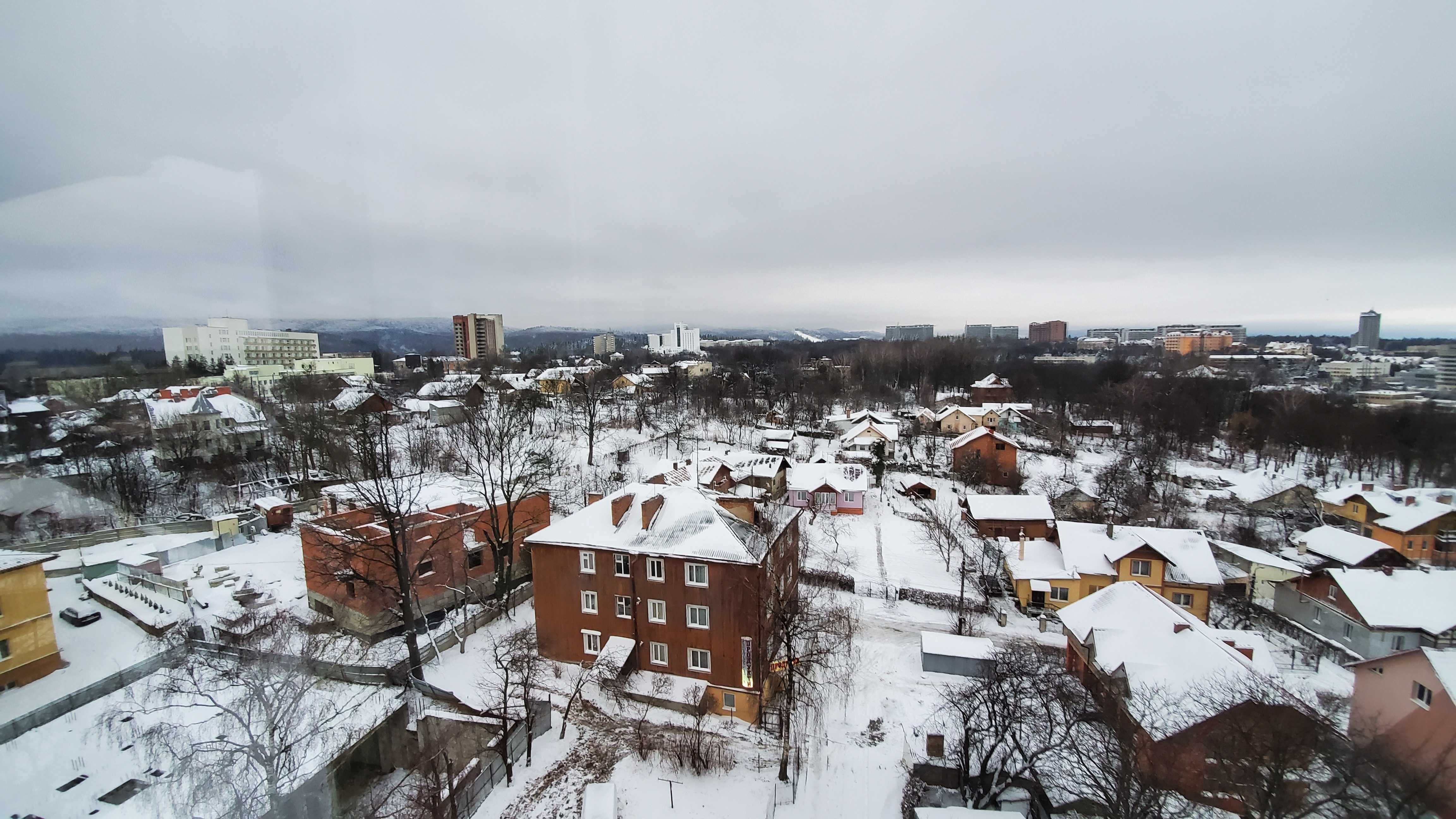 Однокімнатна вид на гори, клімат-контроль, Бандери,35 центр