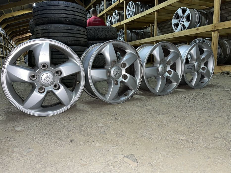 Диски KIA SORENTO 5/139.7 R16 7J ET45 комплект з німеччини