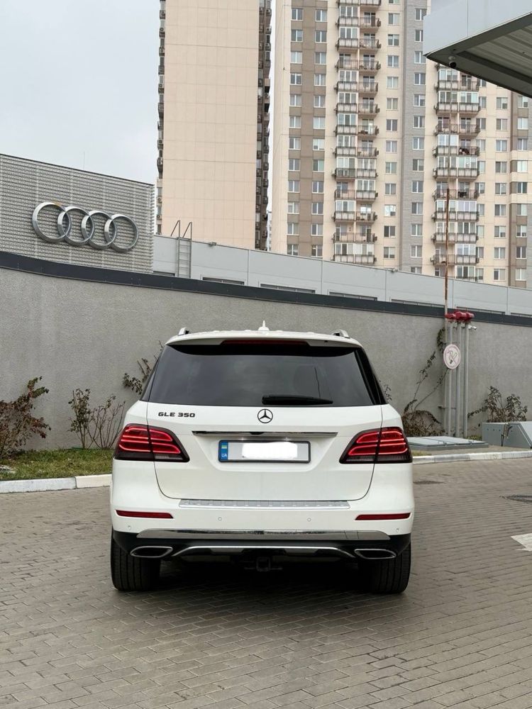 Mercedes GLE350 не битый