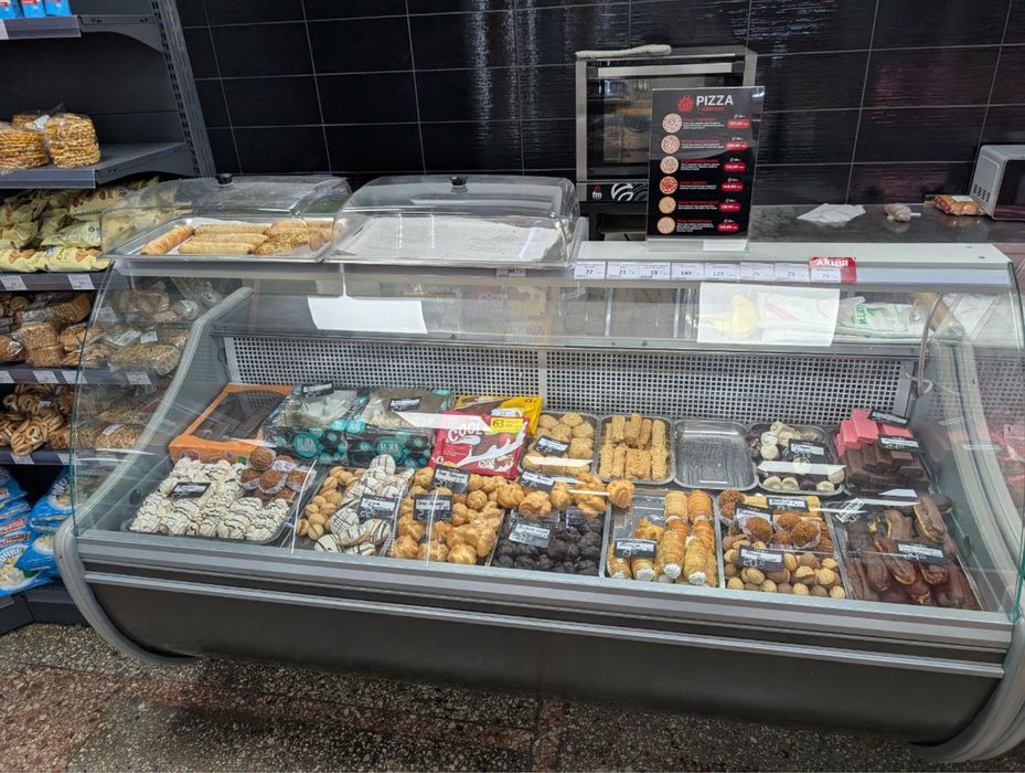 Холодильна вітрина