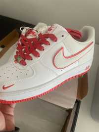 Nike Air Force LV8