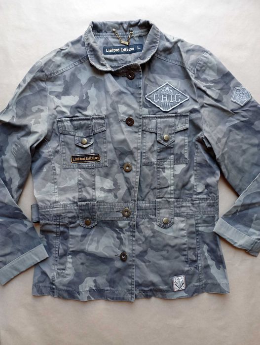 Kurtka damska w militarnym stylu rozmiar L