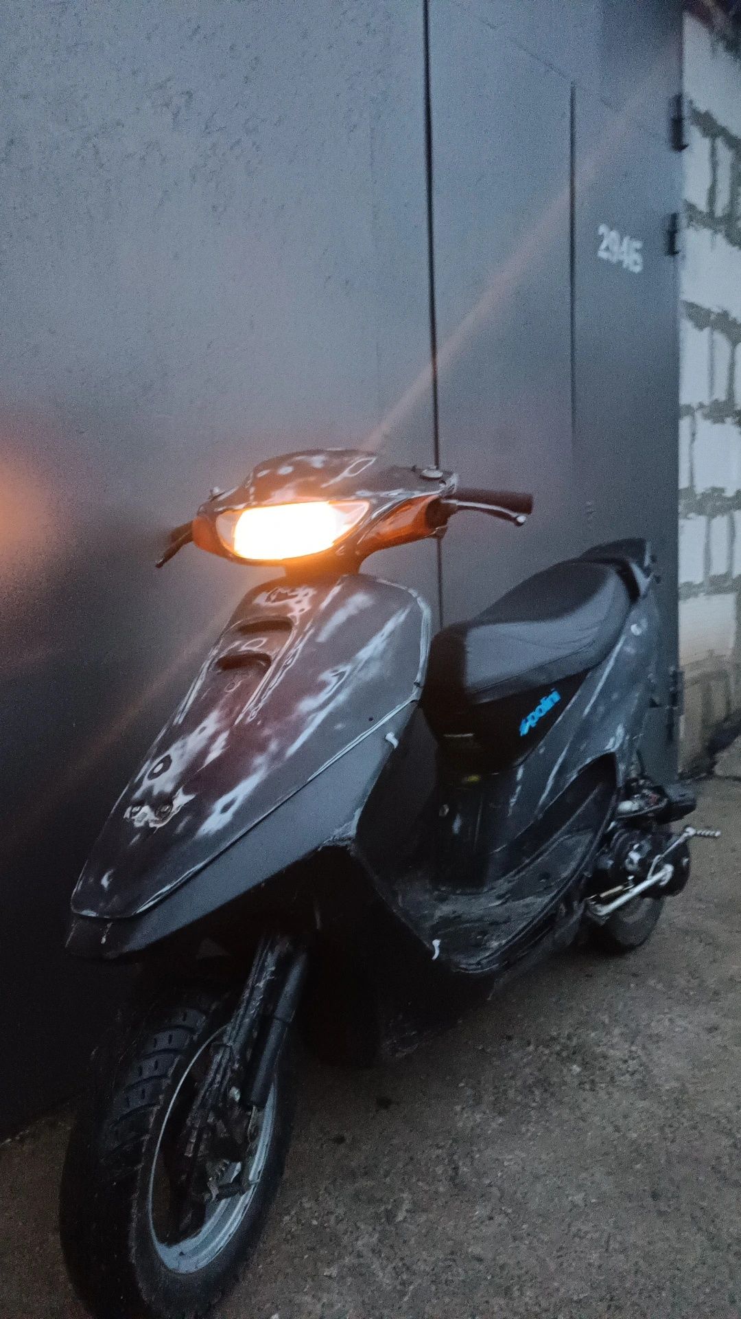 Продам скутер honda takt 30