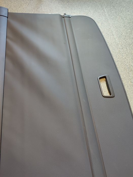 Шторка багажника Ауди Е Трон Audi E-Tron