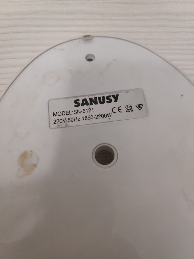 Чайник електричний Sanusy