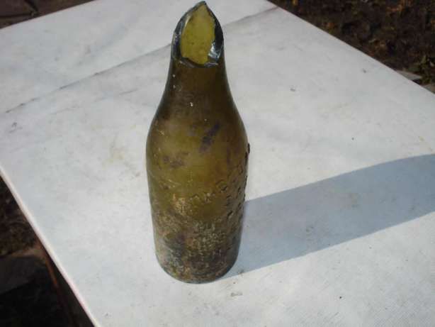 Пивная старинная бутылка графини Браницкой
