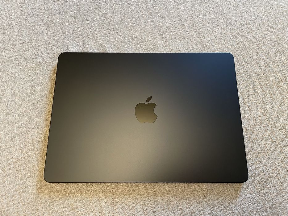 *IDEALNY* MacBook Air M2 8GB RAM 256GB SSD macOS + GRATISY ~250 zł
