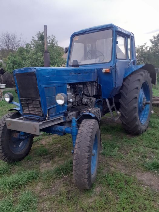 МТЗ 80 в робочому стані