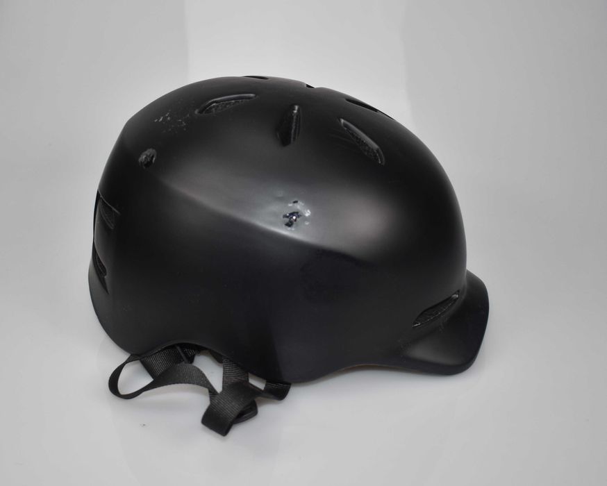 Kask rowerowy Westt  r. uniwersalny L lampka LED