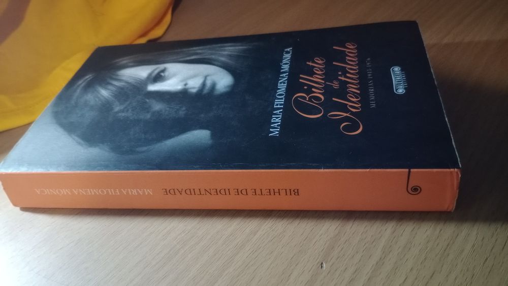 Livro português antigo