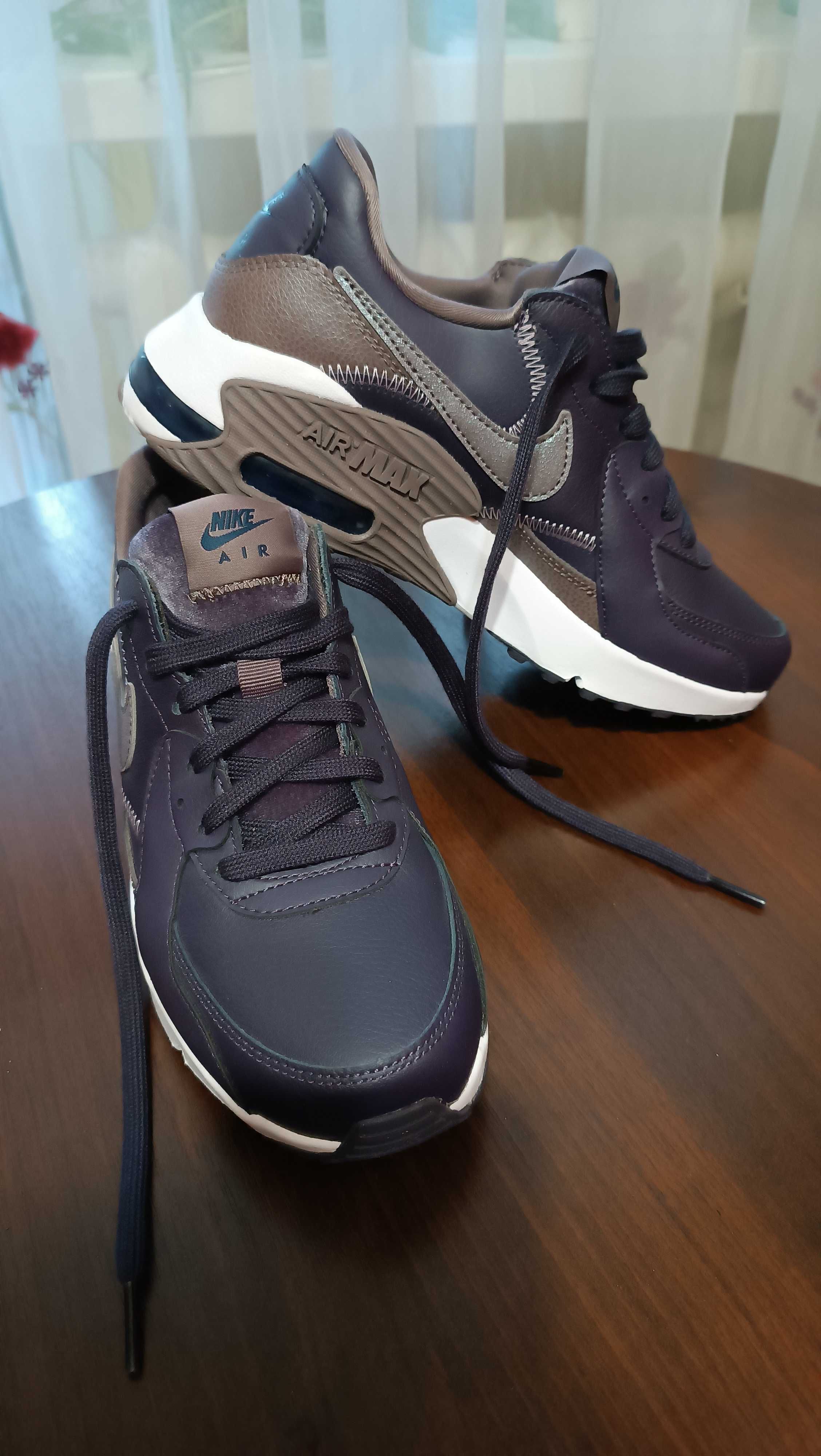 Кросівки жіночі Nike AIR MAX EXCEE LEA фіолетові р. 37,5 Нові