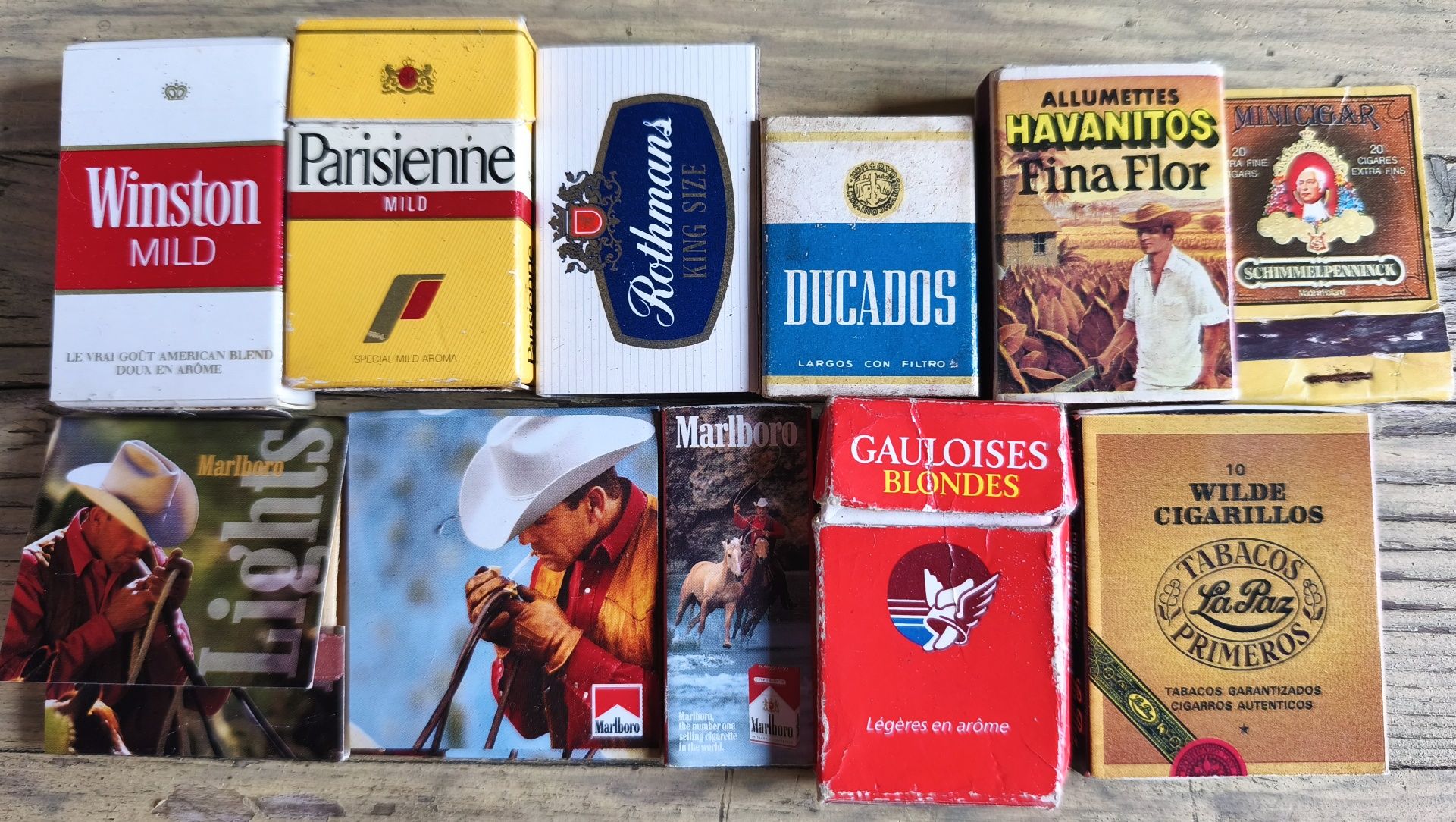 Caixas de fósforos antigas