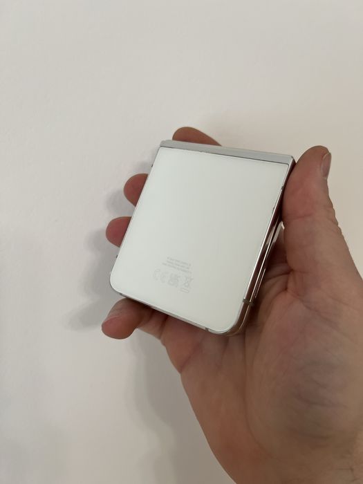 Galaxy Z Flip 5 8/512GB