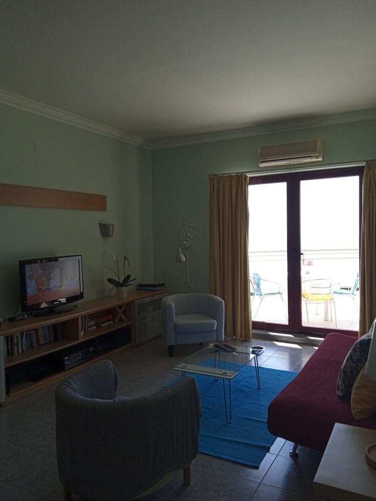 Ericeira - Férias - apartamento T1 - 4 pax - ótima vista de mar