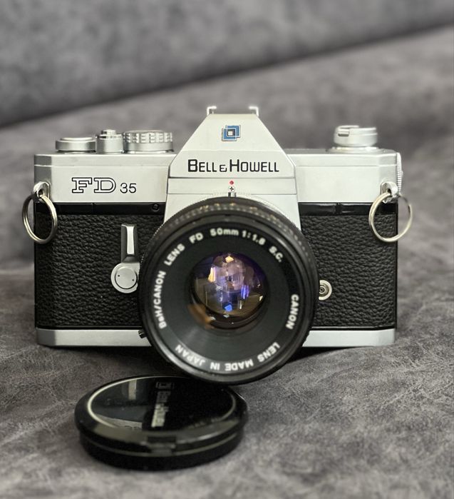 Продам фотоапарат Bell & Howell FD35