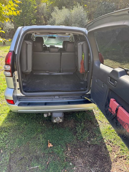 Toyota Land Cruiser KDJ-120, 8 Lugares, Automatica, Ano 2008