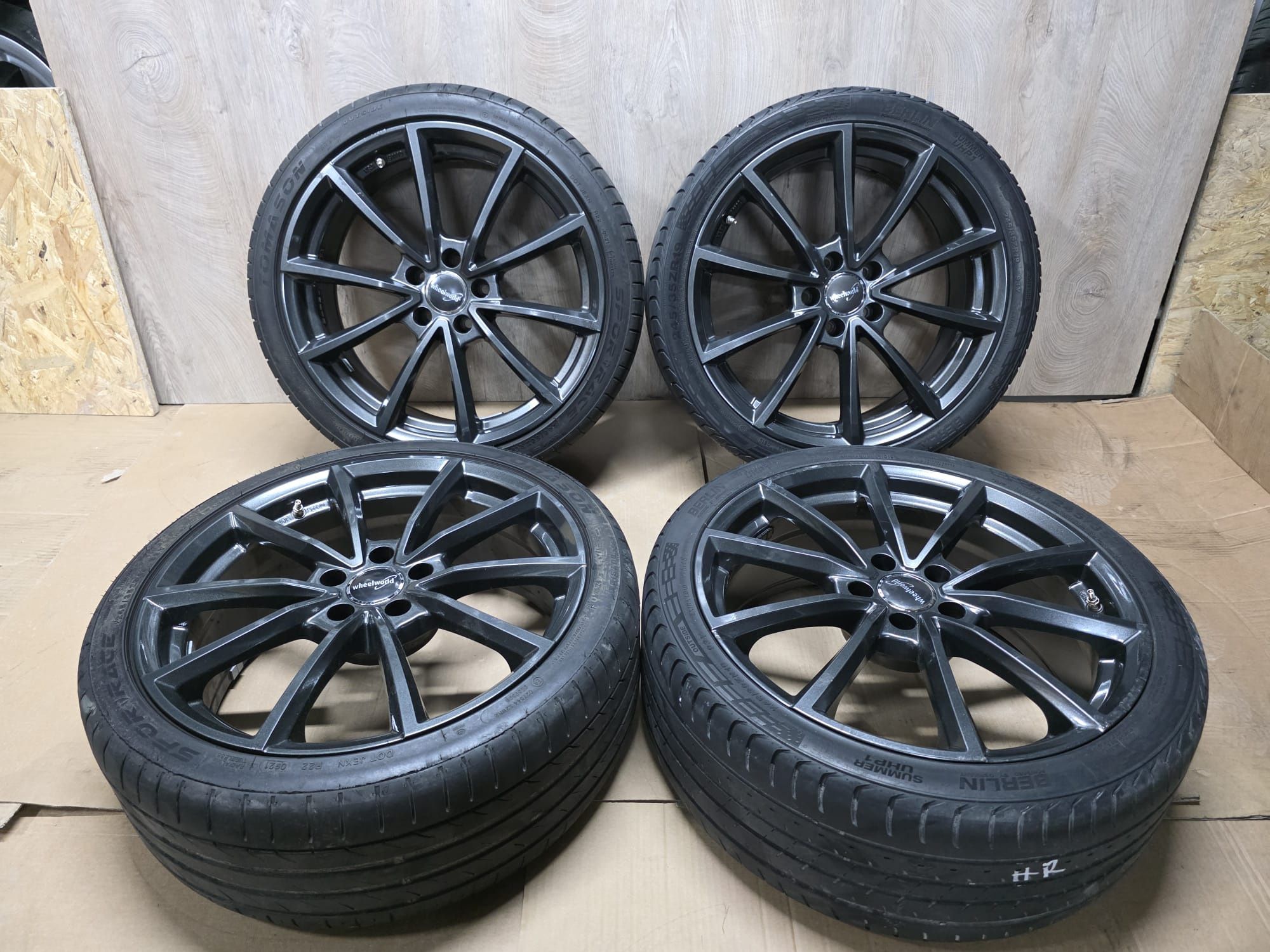 Wheelworld r19.5x112.et30ø66.6.szerokosc 8j.