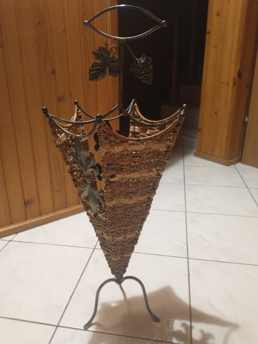 Stojak na parasolki wiklinowy metalowy