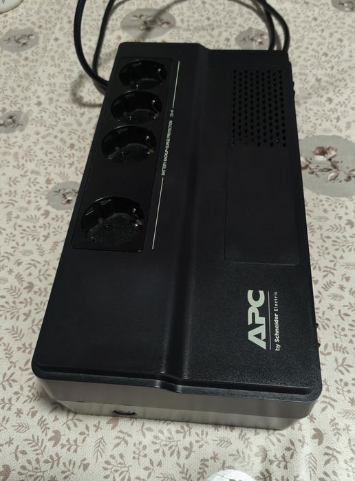 ДБЖ APC Easy UPS 1000VA Schuko (BV1000I-GR)