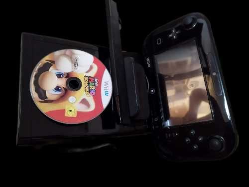 Nintendo Wii U Premium 32GB + GamePad (Desbloqueada)