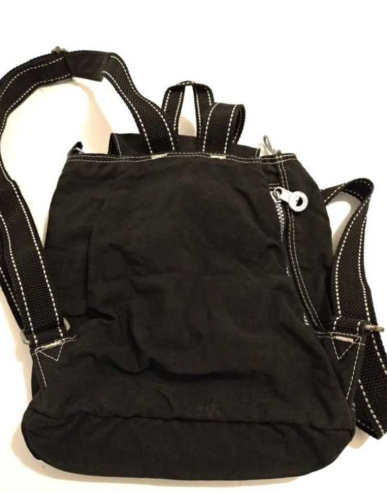 Mochila Black Paw em preto