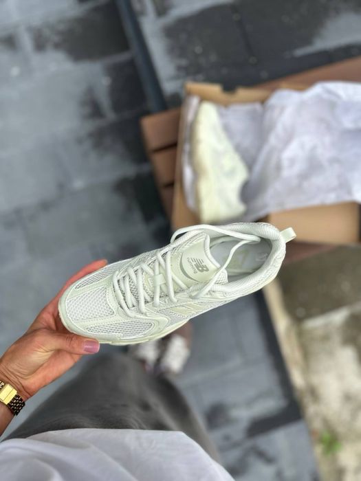 Оригінальні кросівки New Balance U530TBB