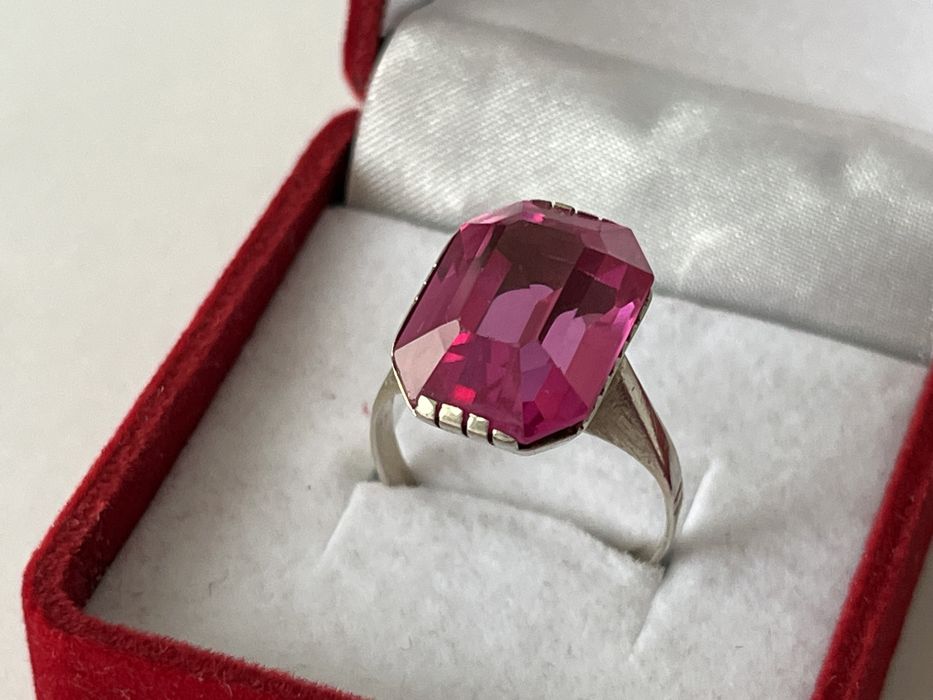 Stary rosyjski srebrny pierscionek