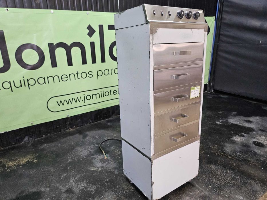 Assador elétrico a vapor