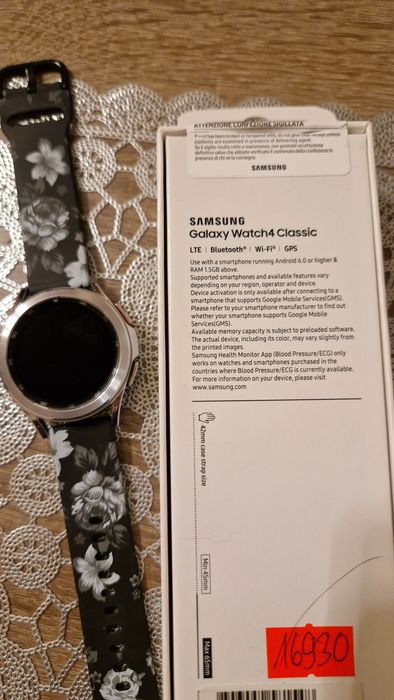 Samsung Galaxy Watch 4 Classic 42 mm LTE + WiFi + GPS – Zestaw