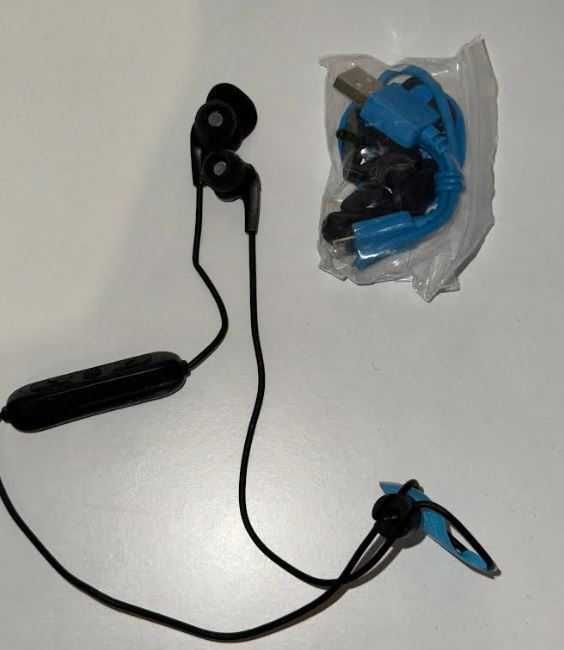 Bezprzewodowe słuchawki Bluetooth JBUDSPRO