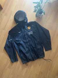 Nike vintage windbreaker manchester united