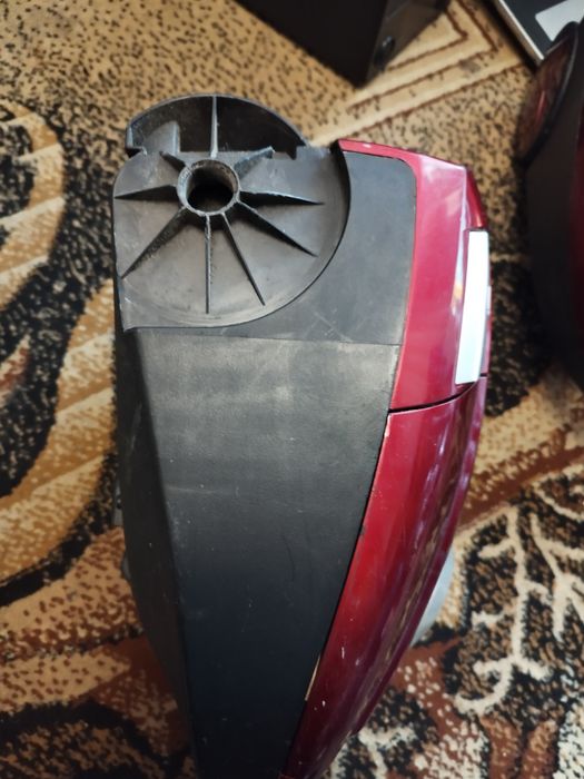 Dwa odkurzacze Dirt Devil