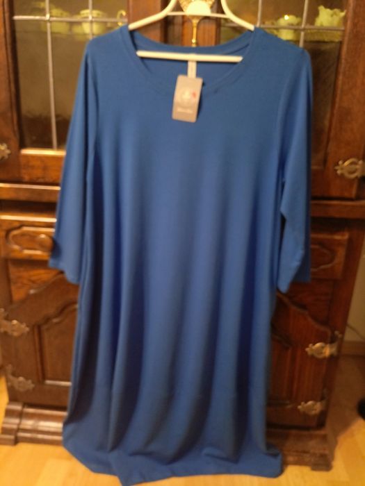 Sukienka włoska w literę A szafirowa