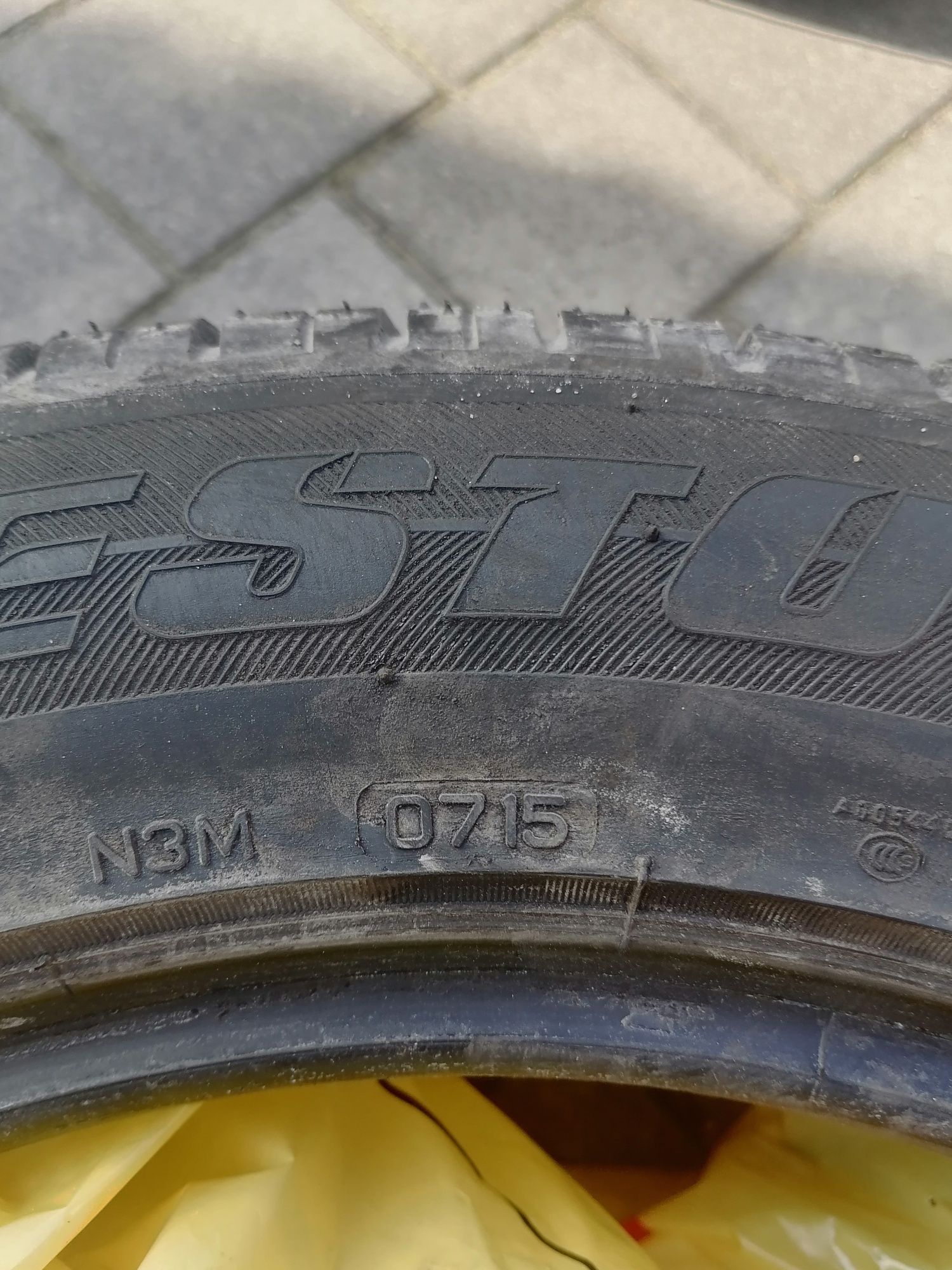 Sprzedam opony Bridgestone Dueler 235/55/17