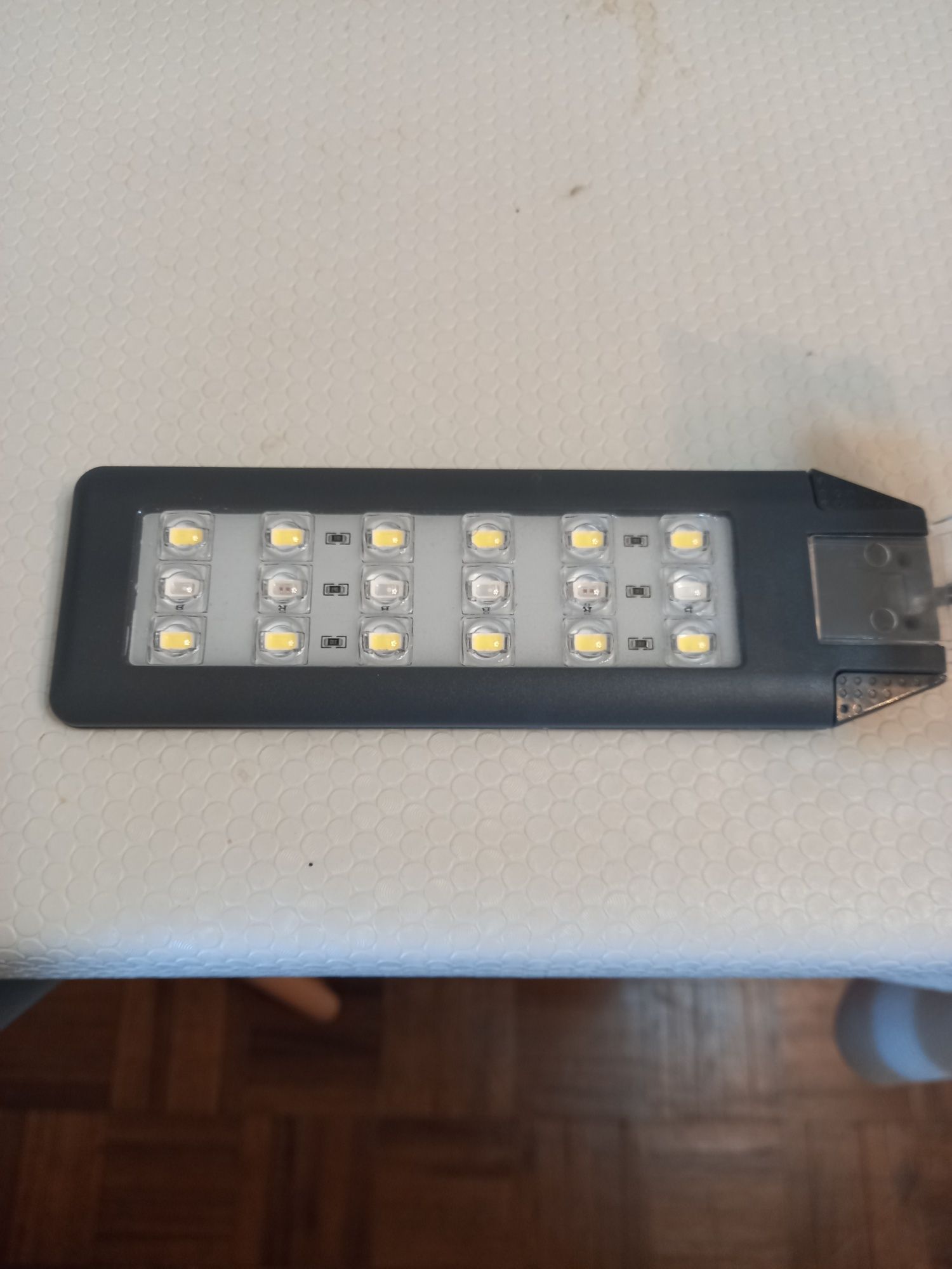 Iluminação led para aquario