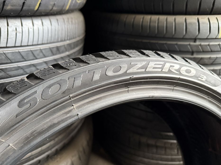 Зимові шини 235/35 R20 Pirelli Sottozero 3 4шт.