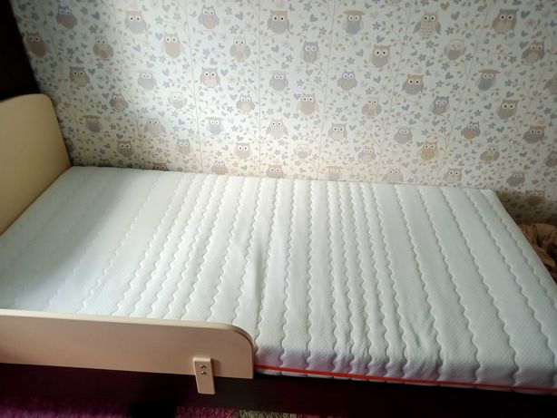 Łóżko z materacem Meblik 190 x 95