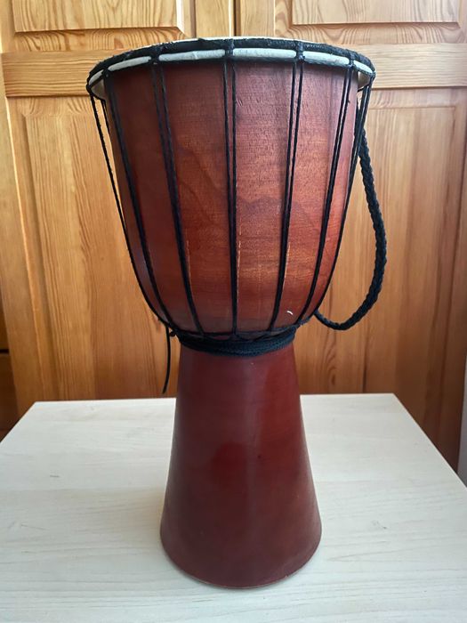Bęben Djembe stan bardzo dobry