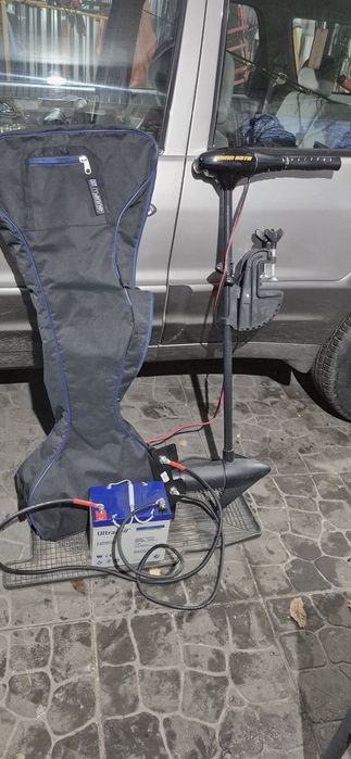 Silnik elektryczny MINN KOTA ENDURA C2 50 LBS + akumulator + pokrowiec