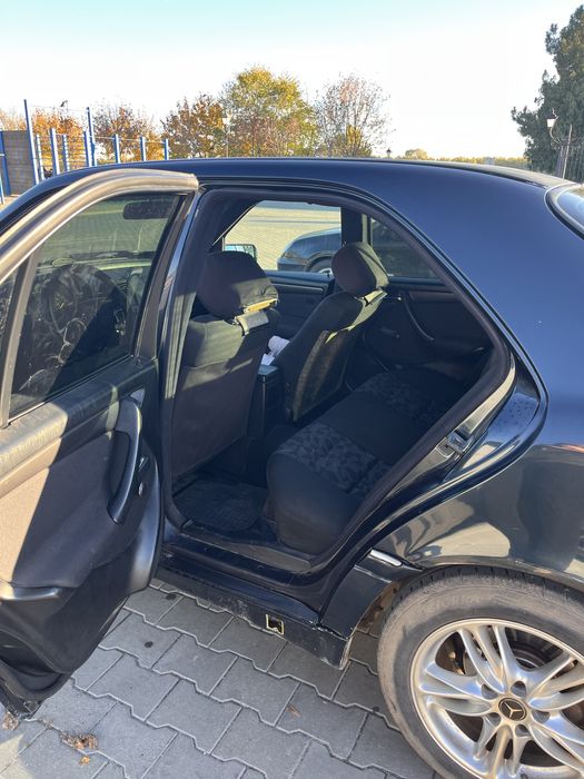 Продам Mercedes-Benz C 180