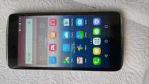 Telefon Alcatel IDOL3