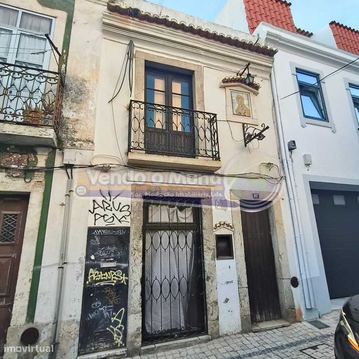 Prédio em Vila Franca de Xira(VFX118)