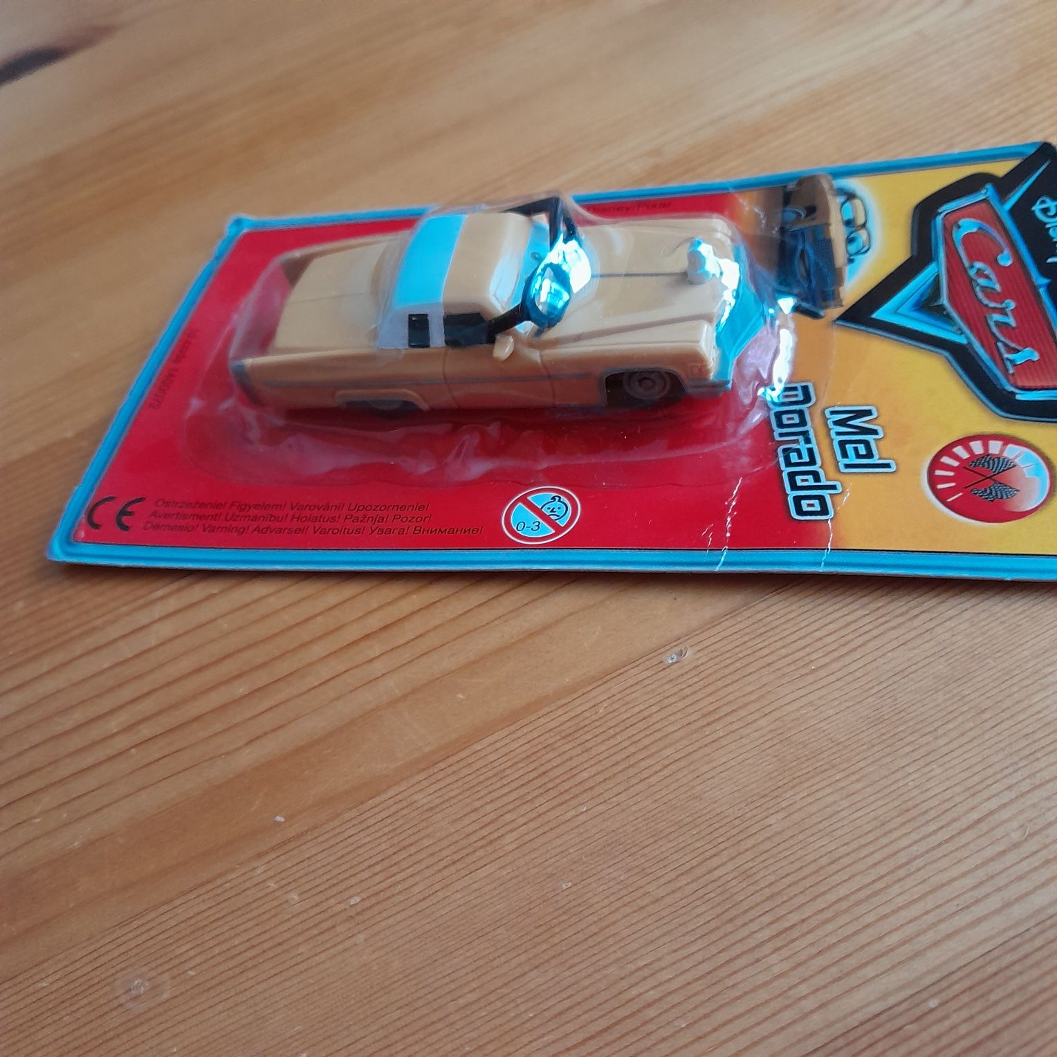 Samochód Cars nowy w folii