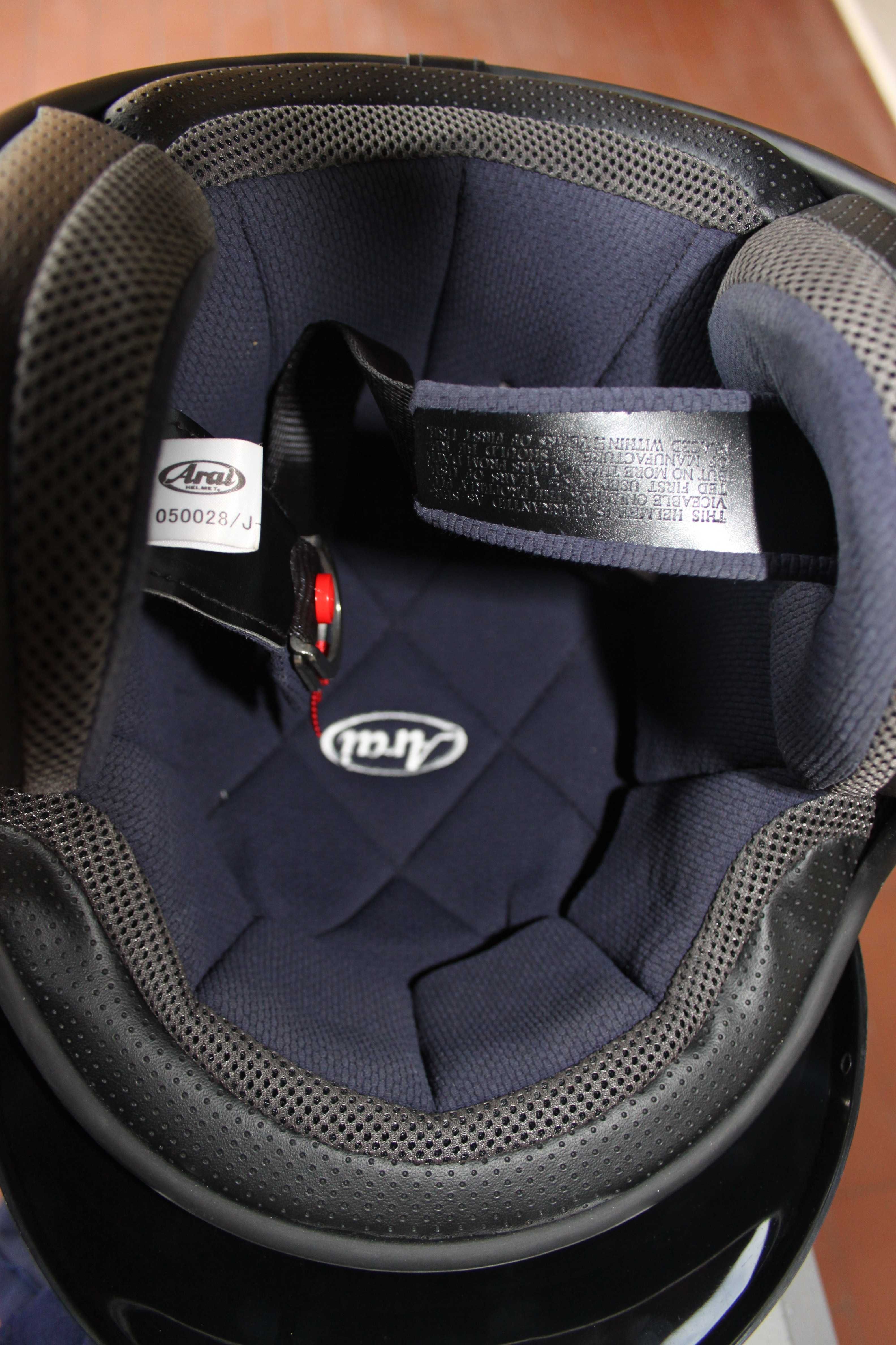 Capacete Arai Freeway e Bolhas Biltwell