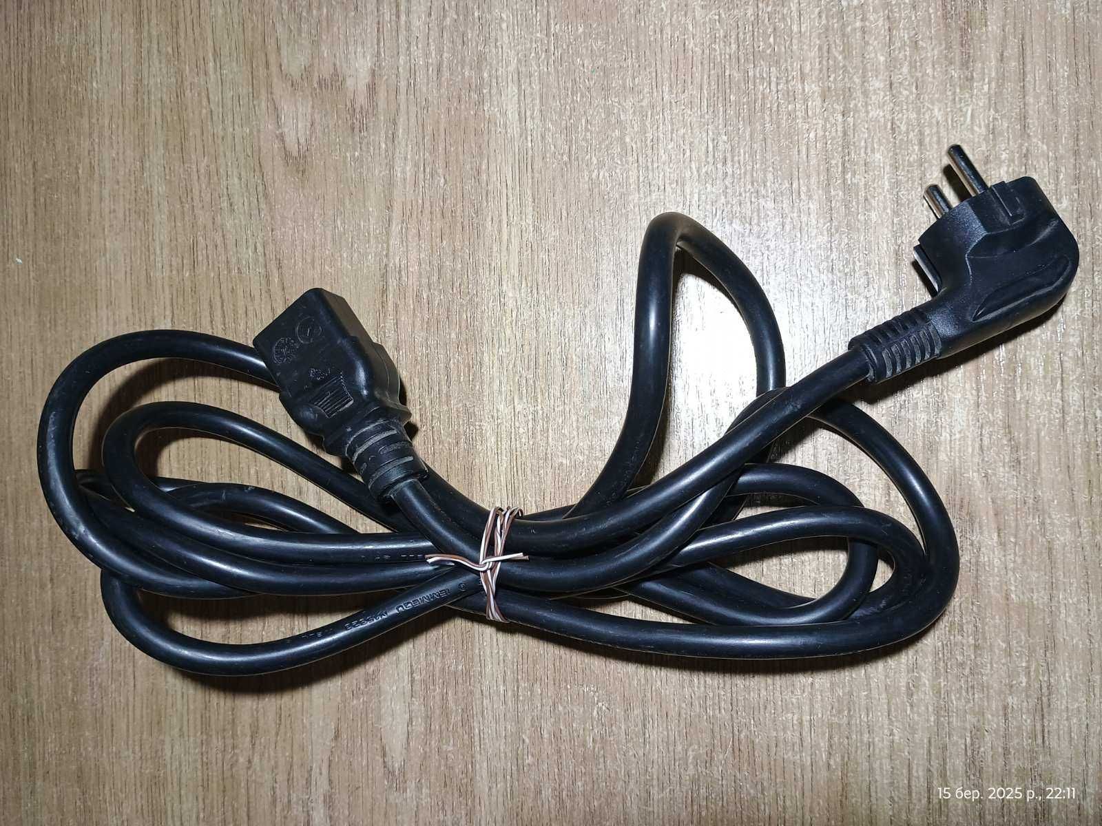 Кабель питания для UPS (прямоугольный разьем), 3 pin по1,5мм кв, 2,5 м