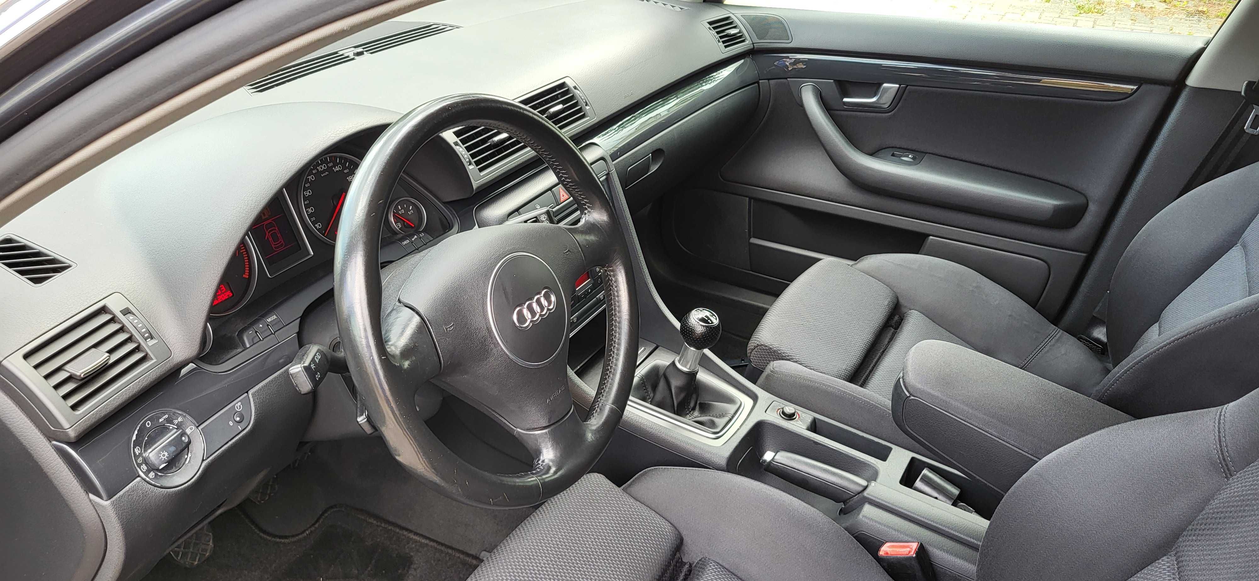 Audi A4 1.8Turbo S-Line