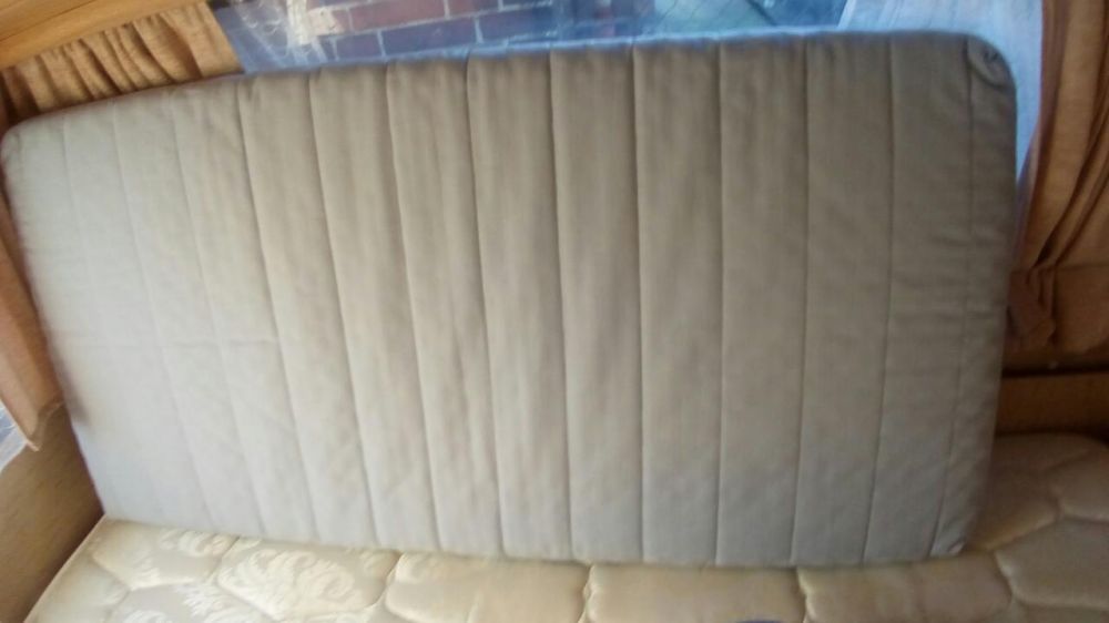 Materac z Ikei,idealny do łòżka w domu ale również na wyjazdy